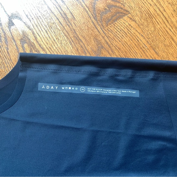 ADAY Got The Scoop Tank, ‘Midnight’ black/blue, size XS - Picture 10 of 10
